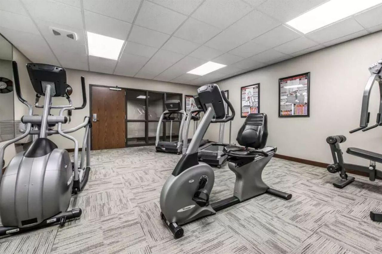 Suburban Studios Washington, Pa Bagian luar foto